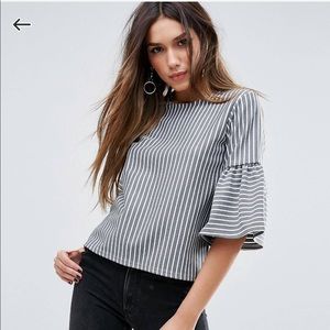 Missguided Fluted Sleeve Top